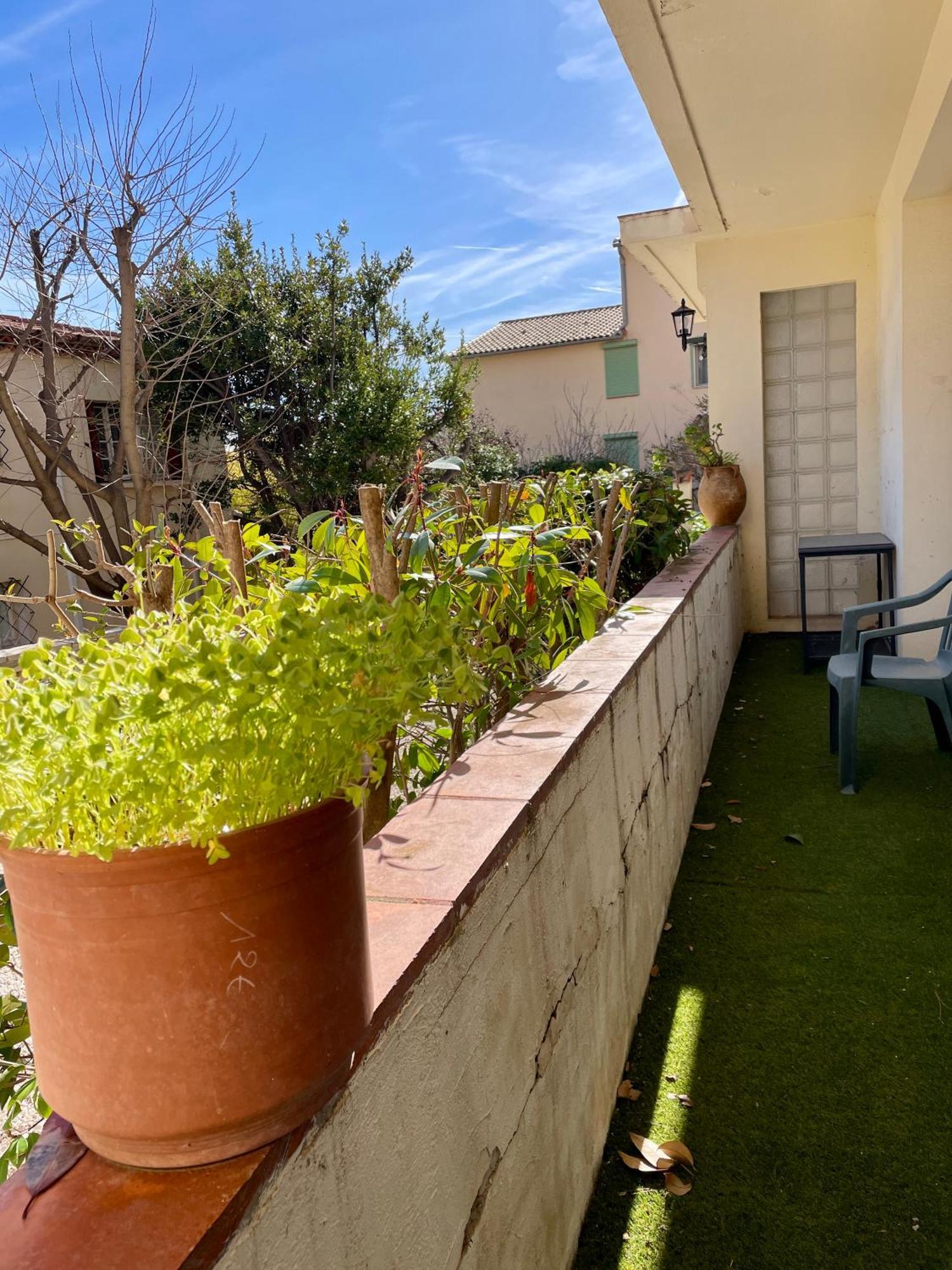 Appartamento Au Coeur Et Au Calme De Bandol, Parking Et Climatisation Esterno foto